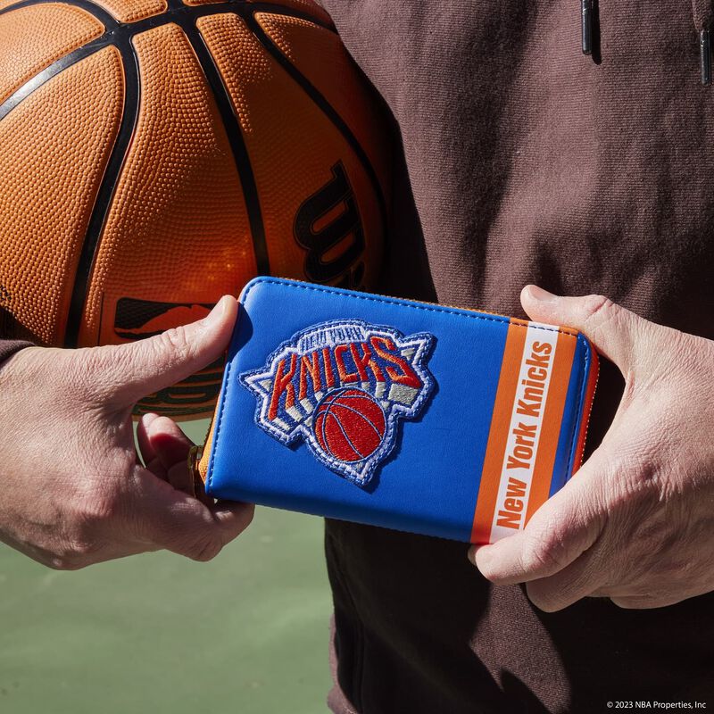 NBA New York Knicks Patch Icons Zip Around Wallet - Image 2